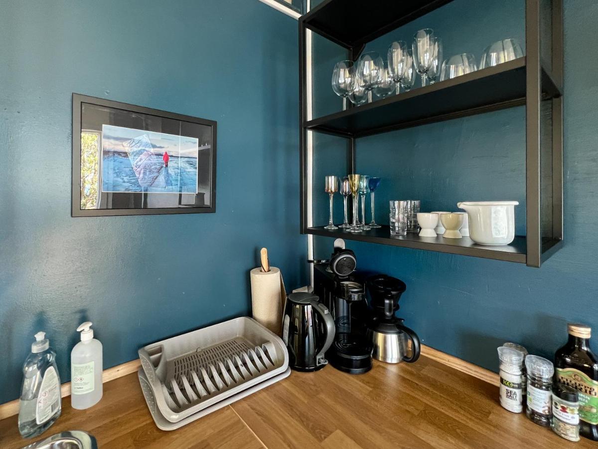 Myvo The Studio Apartment At Geiteyjarstroend 4 Reykjahlid Bagian luar foto
